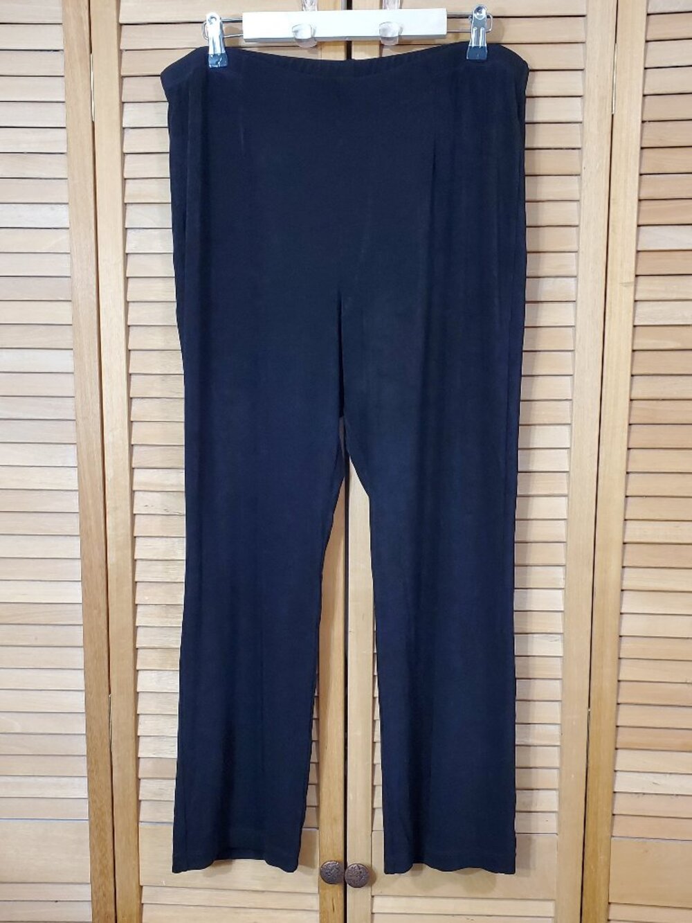 Chico's Travelers Black Pull-On Pants Size 3P (16P) - Picture 6 of 8